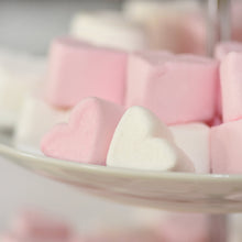 Carica l&#39;immagine nel visualizzatore di Gallery, WeddingTree Cuori di marshmallow 1 kg - dolci morbidi per San Valentino o... - Ilgrandebazar
