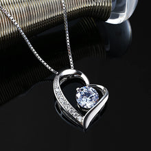 Carica l&#39;immagine nel visualizzatore di Gallery, B.Catcher collana in argento con pendente a cuore d&#39;argento e zircone cubico