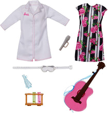 Carica l&#39;immagine nel visualizzatore di Gallery, Barbie Carriera a Sorpresa, Bambola con Abiti e Accessori, GFX86