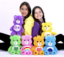 Carica l&#39;immagine nel visualizzatore di Gallery, Care Bears 22064 Peluche Medio da 14 Pollici Orso Portafortuna, Simpatico Peluche da Collezione, Peluche per Bambini, Peluche per Ragazze e Ragazzi