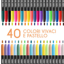 Carica l&#39;immagine nel visualizzatore di Gallery, 40 Pennarelli per Tessuti e Stoffa - Colori per Tessuti Atossici, Indelebili e Permanenti a Punta Fine - Ideali per Magliette, Borse in Stoffa e altri Tessuti - Per Bambini e Adulti