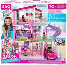 Carica l&#39;immagine nel visualizzatore di Gallery, Barbie Casa dei Sogni per Bambole con 8 Stanze, Garage, Scivolo, Piscina, Ascensore e Accessori, per Bambini 3 + Anni, FHY73