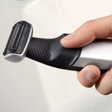 Carica l&#39;immagine nel visualizzatore di Gallery, Philips BG5020/15 Bodygroom Series 5000 Rasoio Corpo Wet&amp;Dry, Utilizzabile Sotto la Doccia con 3 Pettini Rifinitori e Accessorio per la Schiena