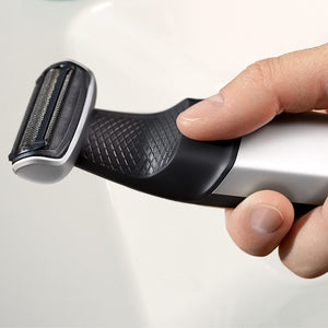 Philips BG5020/15 Bodygroom Series 5000 Rasoio Corpo Wet&Dry, Utilizzabile Sotto la Doccia con 3 Pettini Rifinitori e Accessorio per la Schiena
