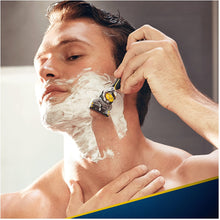 Carica l&#39;immagine nel visualizzatore di Gallery, Gillette Fusion5 ProShield Regolabarba Uomo, Rasoio a Mano Libera, 9 Lamette da Barba da 5 Lame, Doppia Striscia Lubrificante con Tecnologia Flexball, Fino a 1 Mese di Rasatura con 1 Lametta 9 Lame + 1 Rasoio