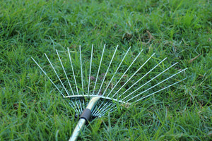 TABOR TOOLS J16E Rastrello Per Foglie Da Giardino Regolabile 80-160cm con...