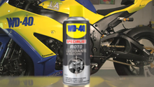 Carica l'immagine nel visualizzatore di Gallery, WD-40 Specialist Moto - Lucidante al Silicone Spray - 400 ml
