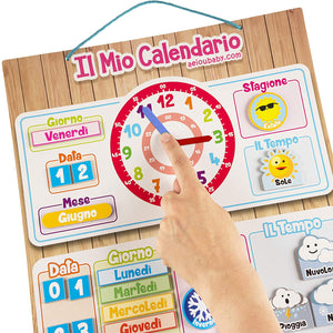 CALENDARIO OROLOGIO magnetico per bambini, Gioco educativo Data Tempo e Ora per Parete o Frigorifero, 43x32cm. Scatola ideale come regalo di compleanno per bambini a scuola o asilo nido (Italiano)