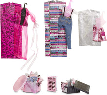 Carica l'immagine nel visualizzatore di Gallery, L.O.L. Surprise! O.M.G. Remix - con 25 Sorprese - Bambola da Collezione con Vestiti &amp; Accessori - Kitty K