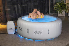 Carica l'immagine nel visualizzatore di Gallery, Bestway 60013 Minipiscina Idromassaggio Gonfiabile Lay-Z-Spa Paris AirJet