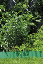 Carica l&#39;immagine nel visualizzatore di Gallery, Gardena 536-20 Recinzione per Prato, Altezza 9 cm, Delimitazione Ottima, Idonea anche per Aiuole, Plastica di Alta Qualità, Verde, 9 m