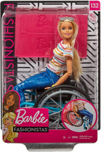 Carica l&#39;immagine nel visualizzatore di Gallery, Barbie Fashionistas, Bambola in Sedia a Rotelle, Giocattolo per Bambini 3+ Anni, GGL22