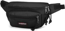 Carica l'immagine nel visualizzatore di Gallery, Eastpak Doggy Bag Marsupio portasoldi, 27 cm, 3 L, Nero (Black)