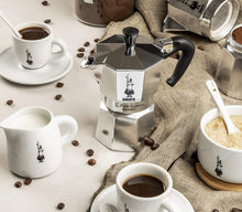 Carica l&#39;immagine nel visualizzatore di Gallery, Bialetti Moka Express Caffettiera in Alluminio, Argento, 6 Tazze