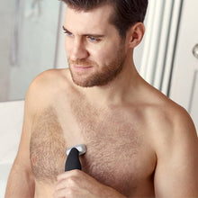 Carica l&#39;immagine nel visualizzatore di Gallery, Philips BG5020/15 Bodygroom Series 5000 Rasoio Corpo Wet&amp;Dry, Utilizzabile Sotto la Doccia con 3 Pettini Rifinitori e Accessorio per la Schiena