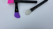 Carica l&#39;immagine nel visualizzatore di Gallery, 3PCS Spazzole per Maschera Facciale in Silicone L&#39;applicazione...