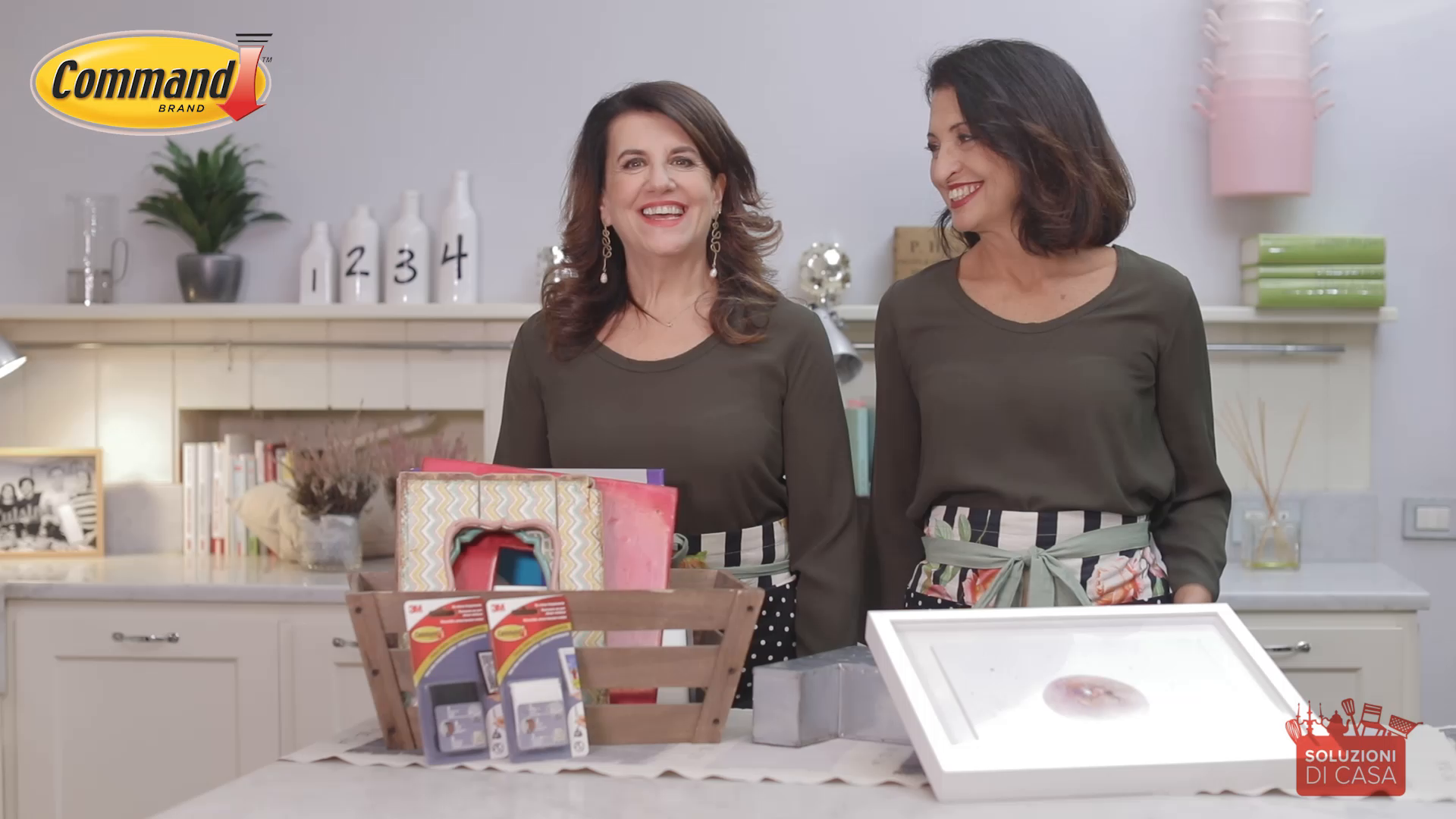 Strisce Command Per Appendere Quadri - Misura M - 4 Pezzi - Senza Chiodi - Foto 5