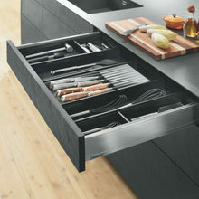 Carica l'immagine nel visualizzatore di Gallery, Portacoltelli Blum I Cassetto I 9 coltelli max. I Plastica/Acciaio inox I...