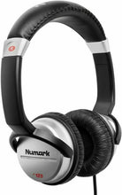 Carica l'immagine nel visualizzatore di Gallery, Numark HF125 - Cuffie Portatili per DJ con Cavo da 1,80 m, Driver 40 mm...