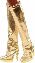 Carica l&#39;immagine nel visualizzatore di Gallery, Barbie Signature Star Wars Bambola C-3PO, da Collezione, Giocattolo per...