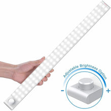 Carica l'immagine nel visualizzatore di Gallery, Lampada led Luce per armadio sensore di movimento, 78 LED Bianco-78 Led