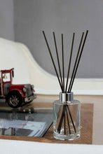 Carica l&#39;immagine nel visualizzatore di Gallery, Frandy House - Diffusore di bottiglie in vetro con tappi per diffusori, set...