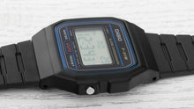 Carica l'immagine nel visualizzatore di Gallery, Orologio digitale Casio F-91W-1YER con cinturino in resina, Quadrante illuminato