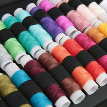 Carica l'immagine nel visualizzatore di Gallery, Accessori da cucito con custodia portatile, Kit completo con aghi fili 92 pezzi