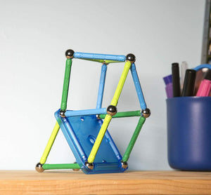 Set di costruzioni magnetiche Geomag, 35 pezzi tra sfere e barrette, Magneti