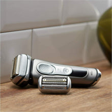 Carica l&#39;immagine nel visualizzatore di Gallery, Testina di ricambio per rasoio elettrico Braun serie 9, Durata per 18 mesi, 92 B