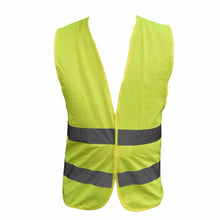 Carica l&#39;immagine nel visualizzatore di Gallery, Kit Sicurezza omologato: Triangolo Nano e Gilet d&#39;emergenza per auto