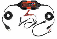 Carica l'immagine nel visualizzatore di Gallery, Carica Batteria e Mantenitore di Carica, 6 V e 12 V BLACK+DECKER BDV090