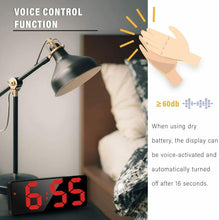 Carica l'immagine nel visualizzatore di Gallery, Sveglia digitale con ampio display LED, Funzione snooze, Alimentato a Batteria