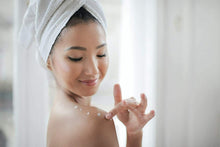 Carica l'immagine nel visualizzatore di Gallery, Crema idratante viso e corpo Aloe Vera 300 ml Tabaibaloe