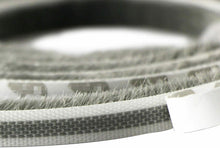 Carica l&#39;immagine nel visualizzatore di Gallery, Striscia autoadesiva con setole in spazzola da 5 mm antipolvere, 5 m x9 mm Porte