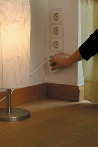 Dimmer Regolatore di potenza intensita' luce 230V con presa spina di...