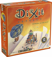 Carica l'immagine nel visualizzatore di Gallery, Asmodee - Dixit Odyssey, Gioco di società, Edizione Italiana, 8005 Multicolore