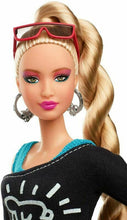 Carica l&#39;immagine nel visualizzatore di Gallery, Barbie x Keith Haring Bambola Signature, da Collezione FXD87