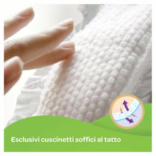 Carica l&#39;immagine nel visualizzatore di Gallery, Huggies Bebè, Taglia 1 (2-5 kg) - 4 confezioni da 40 - 160Pannolini