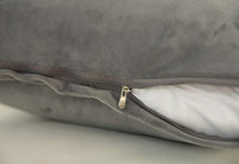 Carica l'immagine nel visualizzatore di Gallery, FabThing Fodere Cuscini Divano Velluto Classico Federe 45x45cm, Grigio