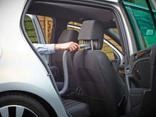Carica l&#39;immagine nel visualizzatore di Gallery, BLACK+DECKER ADV1200-XJ Aspirapolvere per Auto 12 V, Capacità 610ml