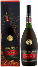 Carica l'immagine nel visualizzatore di Gallery, Remy Martin COGNAC VSOP 40% - 700ml Astucciato