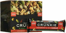 Carica l'immagine nel visualizzatore di Gallery, Barrette Proteiche Vegan Crunkies THE PROTEIN WORKS | Cranberry &amp; Goji Hubbub