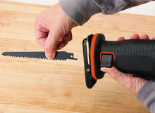 Carica l'immagine nel visualizzatore di Gallery, Sega elettrica BLACK+DECKER BDCR18N-XJ, Taglio efficace (batteria non inclusa)