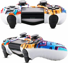 Carica l&#39;immagine nel visualizzatore di Gallery, Skin cover compatibile per Controller PS4 Dualshock, Tema graffiti i silicone