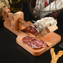 Carica l'immagine nel visualizzatore di Gallery, Affetta-salame a ghigliottina in legno di faggio, con lama in acciaio temprato