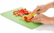 Carica l'immagine nel visualizzatore di Gallery, 3 x Taglieri Tescoma in plastica fini e flessibili, Misure diverse anti scivolo