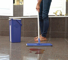 Carica l&#39;immagine nel visualizzatore di Gallery, Autoclean Mop Set di Mocio + Secchio a 2 Camere Autopulente, in Microfibra