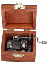 Carica l'immagine nel visualizzatore di Gallery, Akozon Carillon Legno a Manovella Meccanico Classico Regalo di Eulenmuster