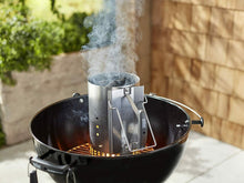 Carica l&#39;immagine nel visualizzatore di Gallery, Camino ciminiera starter per carbone barbecue BBQ, Weber 7416 chimney 57 cm